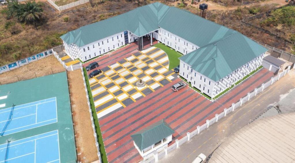 Murphy'S Mansion Resort Umuahia Εξωτερικό φωτογραφία